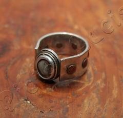 Ring mit Stein